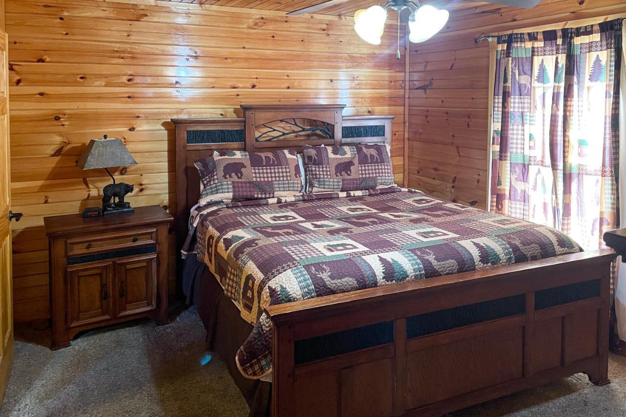 Black Bear Hideaway Cabin Gatlinburg Kültér fotó