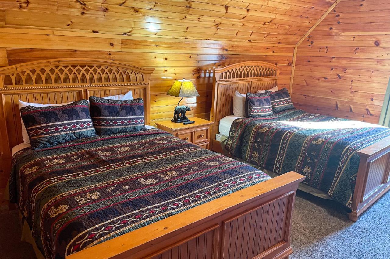 Black Bear Hideaway Cabin Gatlinburg Kültér fotó